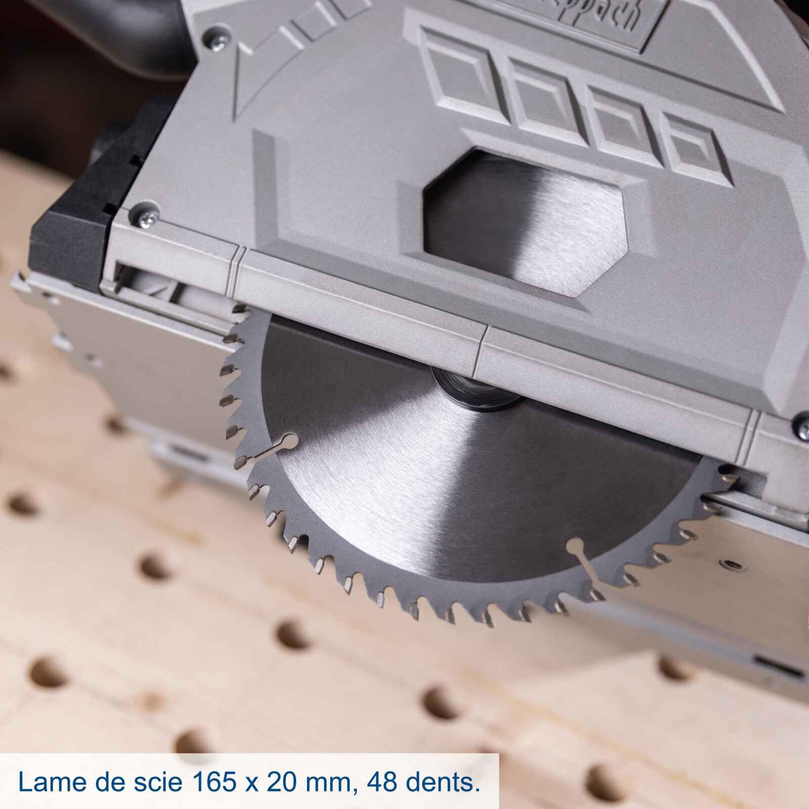 Scheppach Akku Tauchsäge BC-PL60-X Tauchkreissäge inkl. 2x 700mm Führungsschiene & Zubehör | Schnitttiefe 61mm | Neigung 0°-48° | 20V-IXES-Serie | 10 Jahre Garantie | mit 2x 4Ah Akku & Doppelladegerät