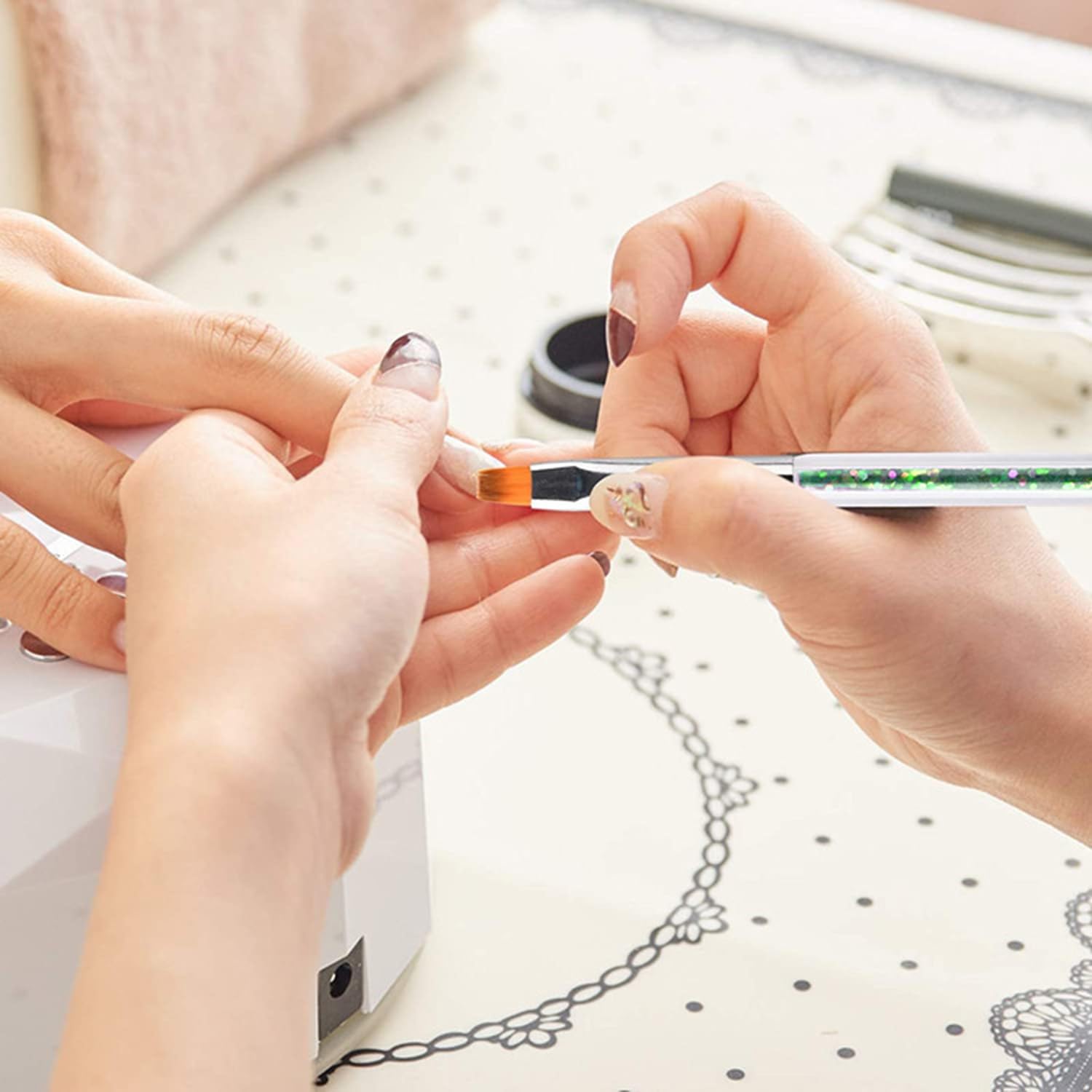 Juego de 6 pinceles de uñas, pinceles de doble extremo, para decoración de uñas, acrílicos, delineador de uñas, herramienta de punteo para el diseño de uñas (con 1 cepillo de esponja)