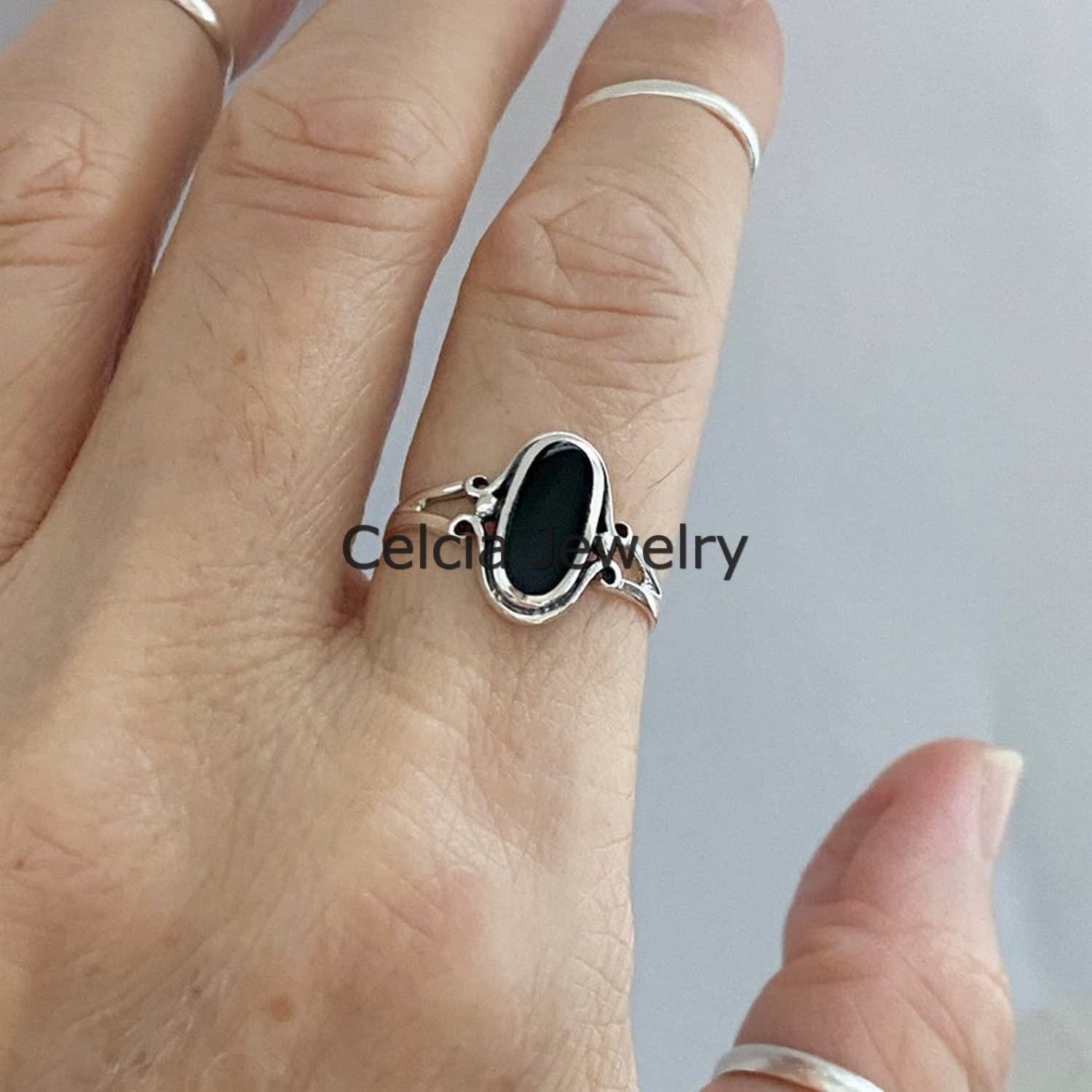 Anello ovale di onice nera anello da donna in vero argento sterling, anello di dichiarazione cool, anello bohémien Boho, regali per i migliori amici per la festa della mamma bella (nero-onice)