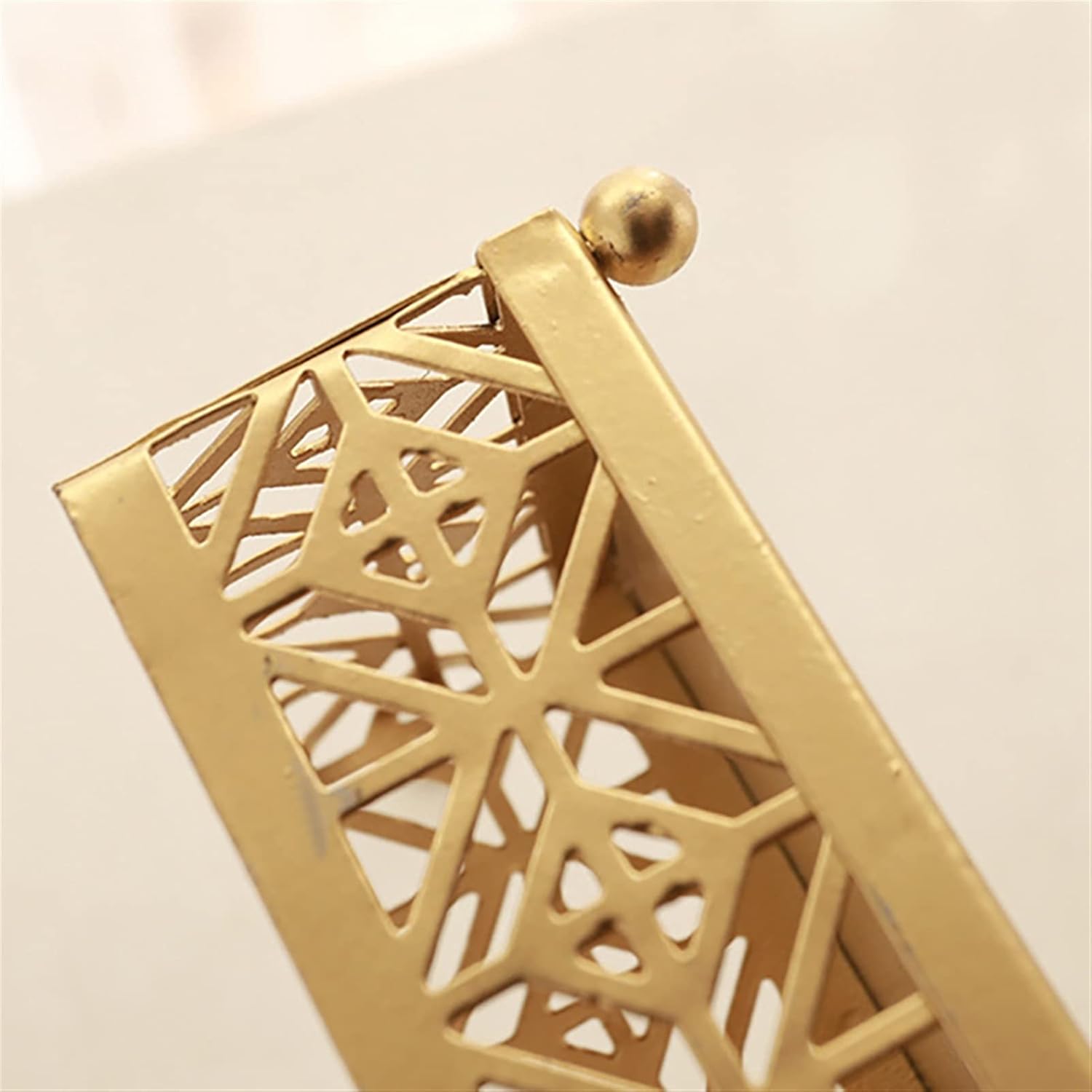 Jewelry Towers Jewelry Tree Stand Organizer Necklace Metal Organizer Display Bracelet Earrings and Ring Tray Jewelry Holder Hanger Jewelry Organizers