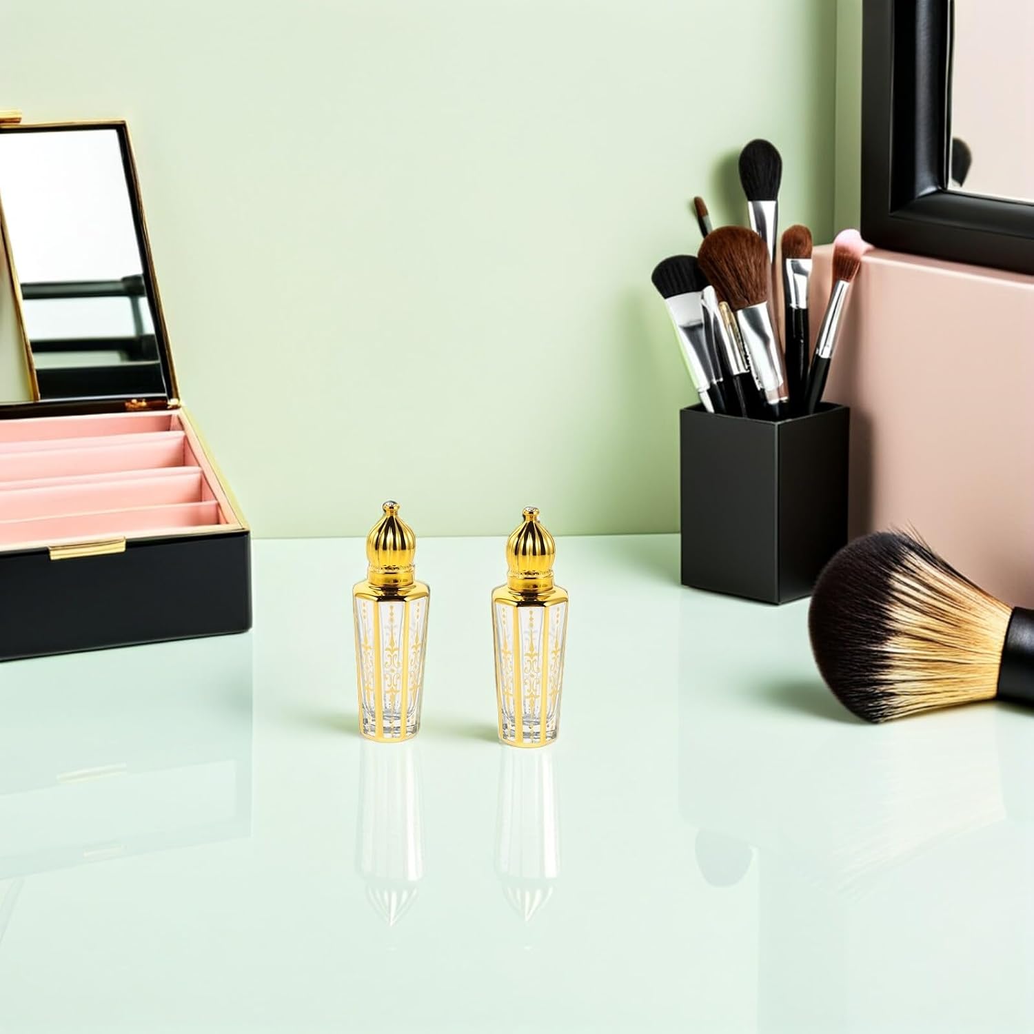 6pcs 15ml Golden Glass Roller Ball Perfume Bottles Refillable Travel Oil Roller Containers with Cap for Aromatherapy and Essential Oils