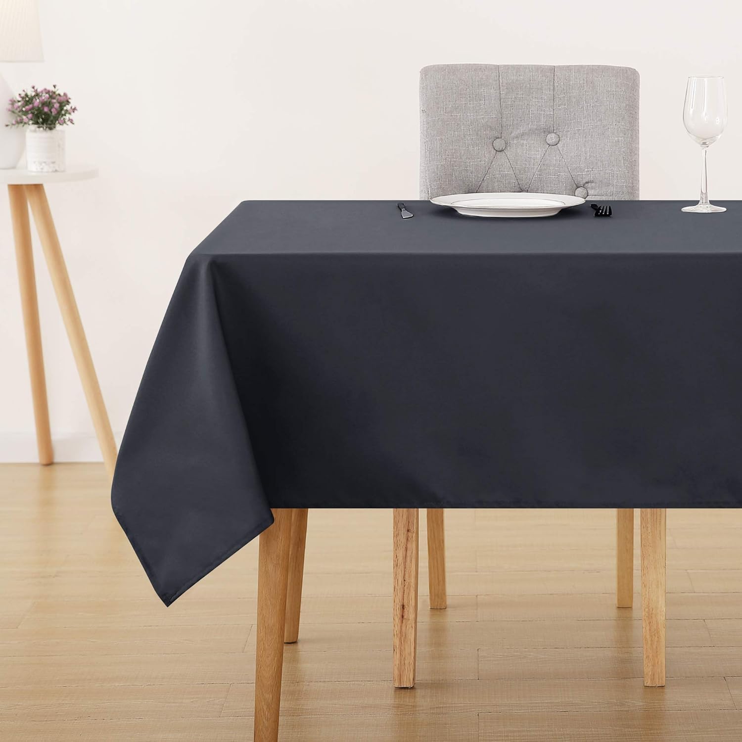 Deconovo Oxford Decorative Tablecloth Wipeable Plain Rectangle Water Resistant Tablecloth for Dinner Table 137x200cm(54x79in) Dark Grey