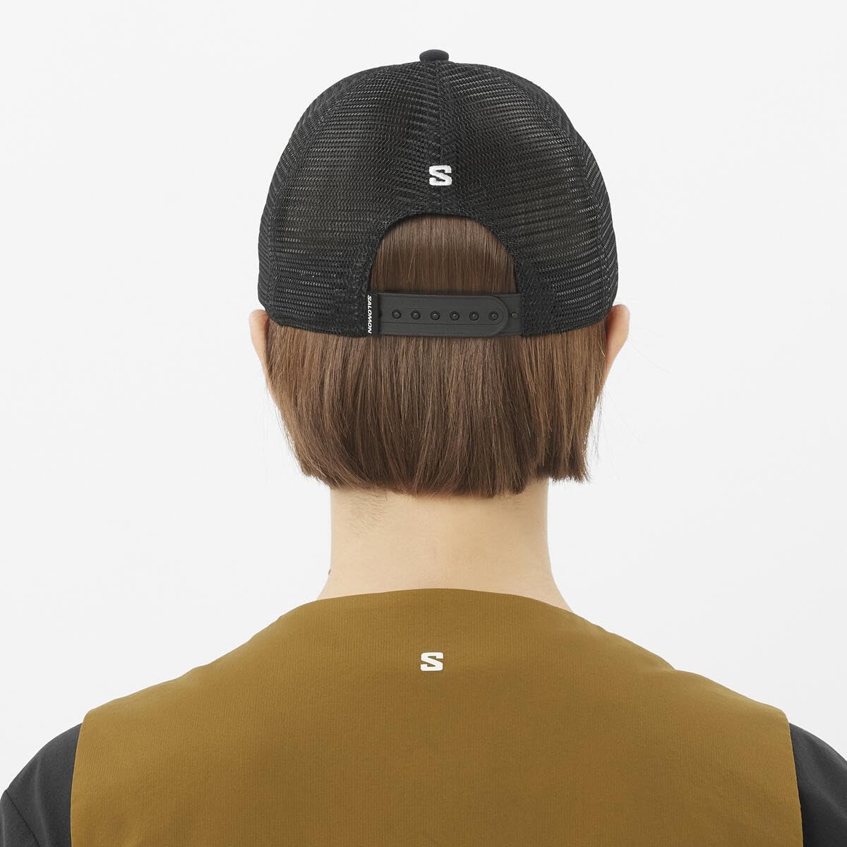 Salomon Logo Trucker cap, Versatile, Comfort Traspirante, Morbida Rete di Cotone, Protezione Solare Personalizzata, Stile Quotidiano