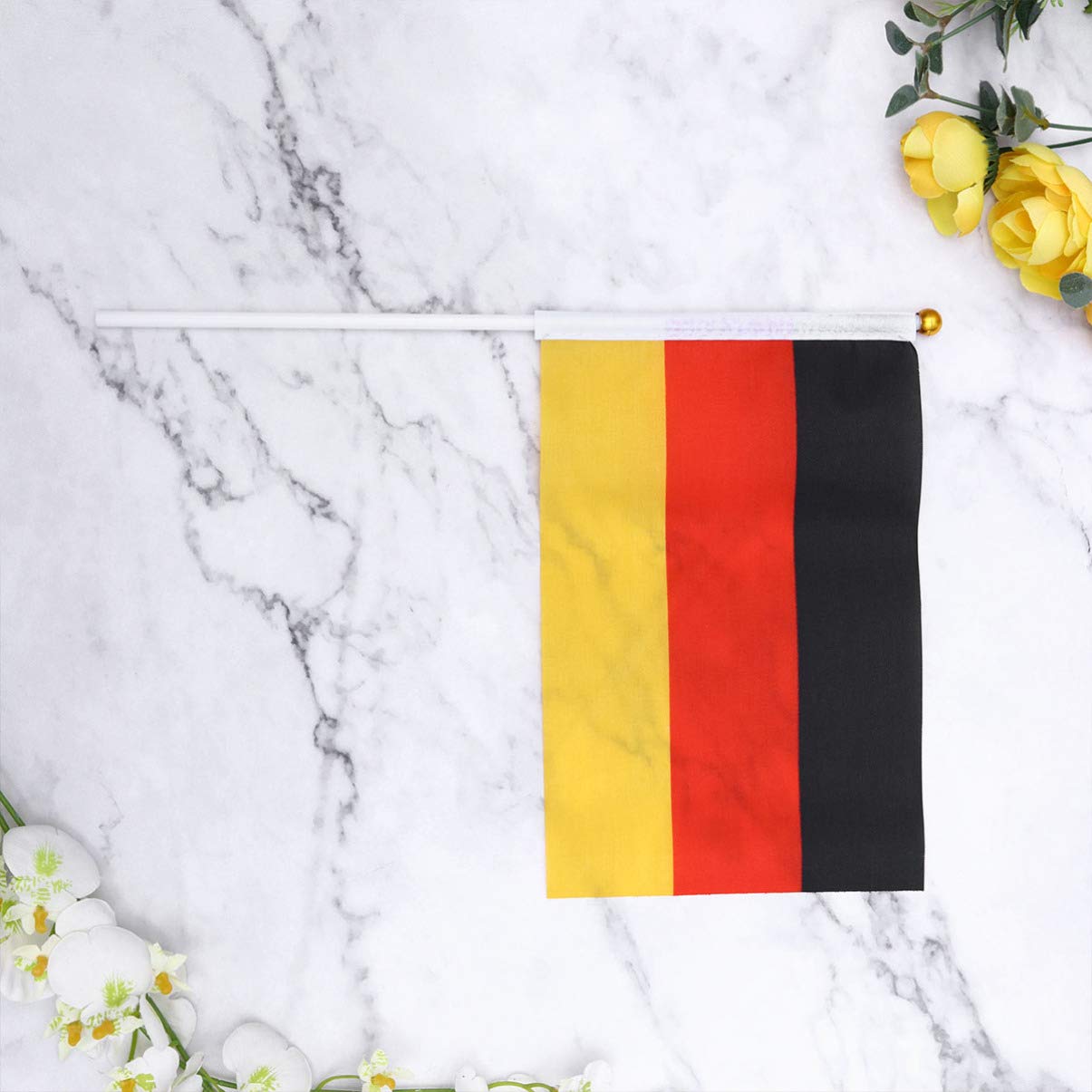 Bandiera della Germania, striscione con bandierine, piccole bandiere tedesche, decorazione nazionale per scuola, feste, eventi sportivi, festival