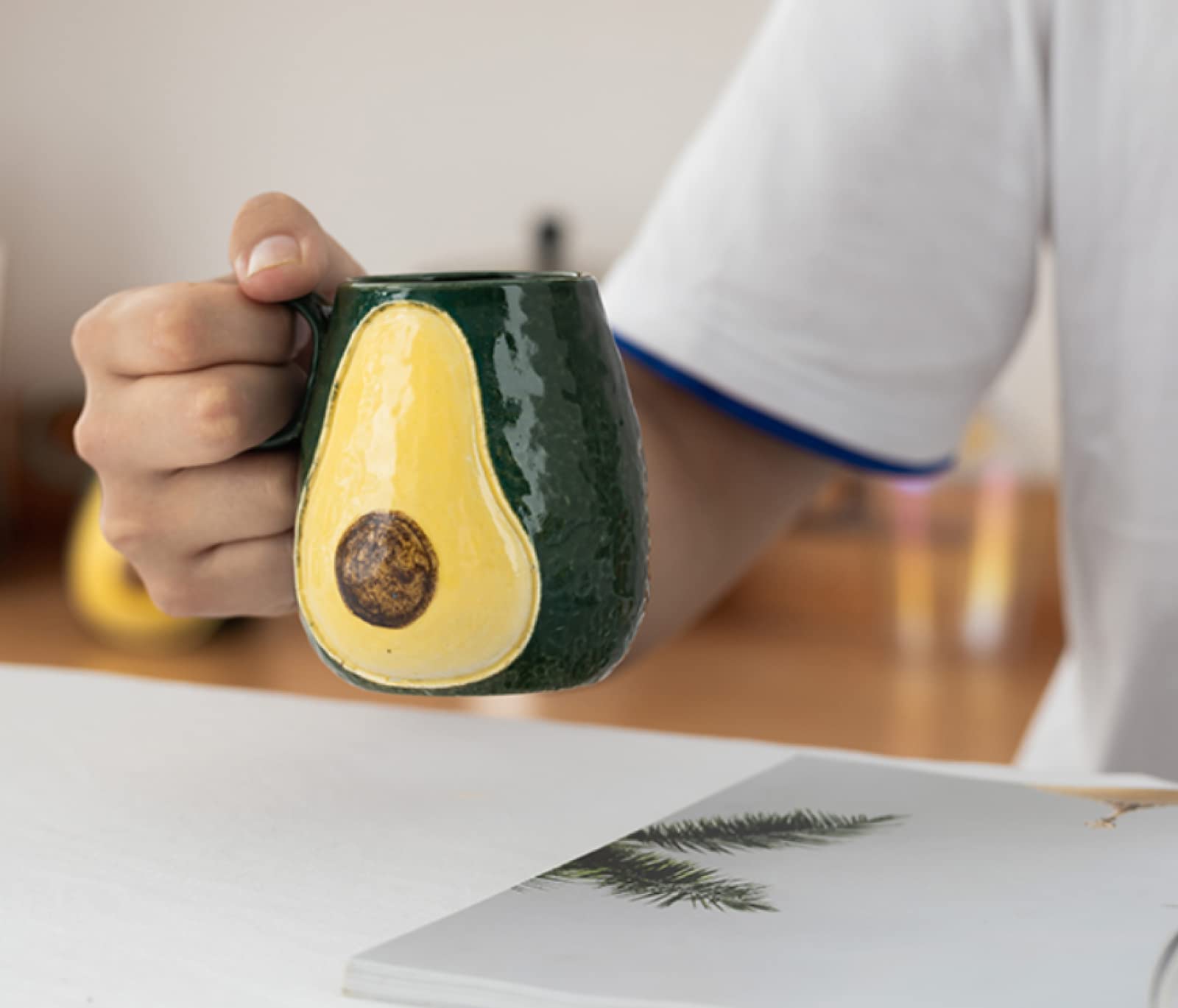 Tazza da caffè in ceramica Tazza da tè con avocado Tazza da caffè in ceramica artigianale Tazza regalo per ufficio e casa