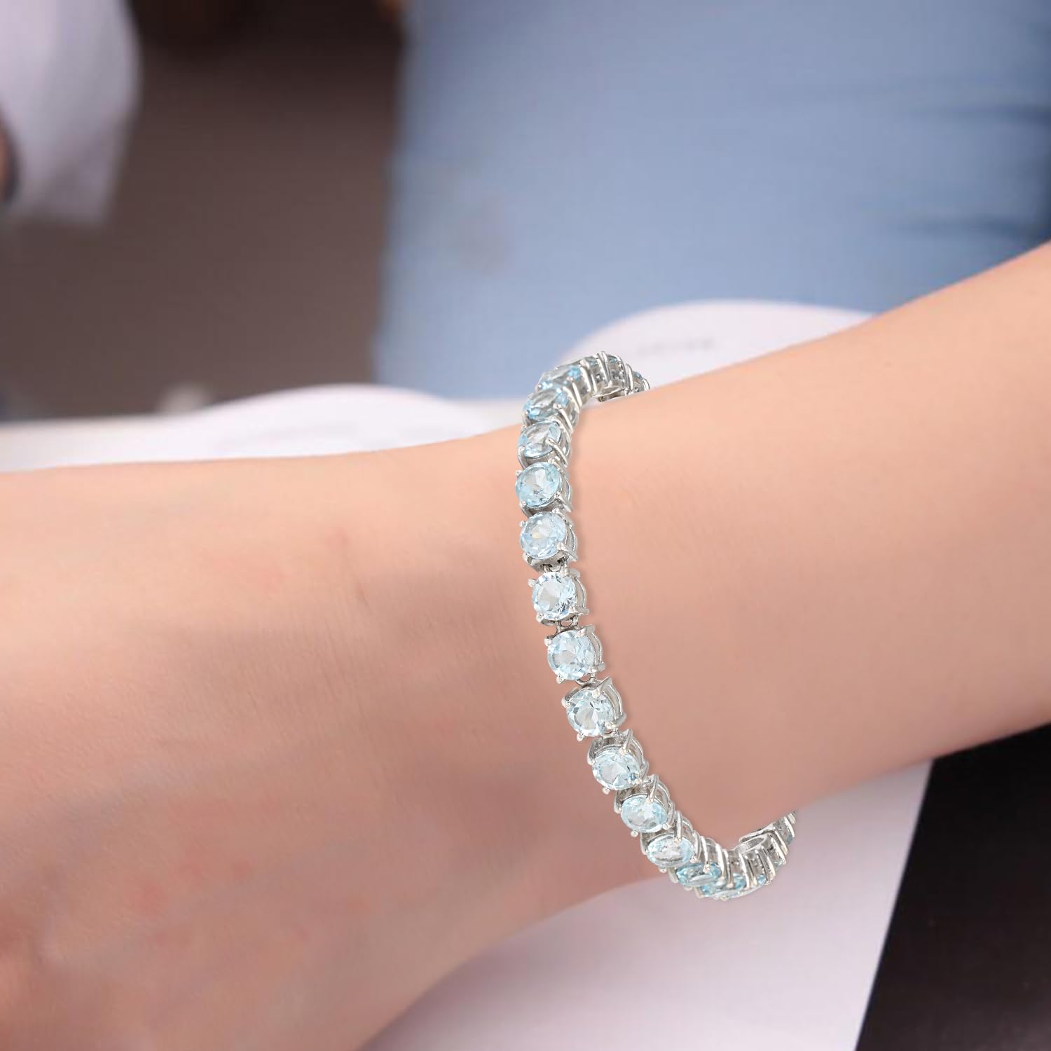 Pulsera de tenis de topacio azul para mujer, piedra natal de diciembre, piedra preciosa azul facetada redonda, plata de ley 925, chapada en rodio blanco, cierre de caja, joyería