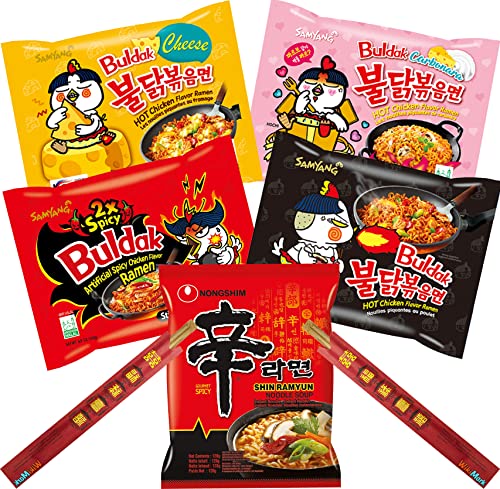Surtido de 5 Ramen Sabores Variados y 2 Palillos de Bambú WikiMark. Incluye, Nongshim Shin Ramyun Noodle Soup, Samyang Hot Chicken, Samyang 2x Spicy, Samyang Noodles Carbonara y Samyang Queso.