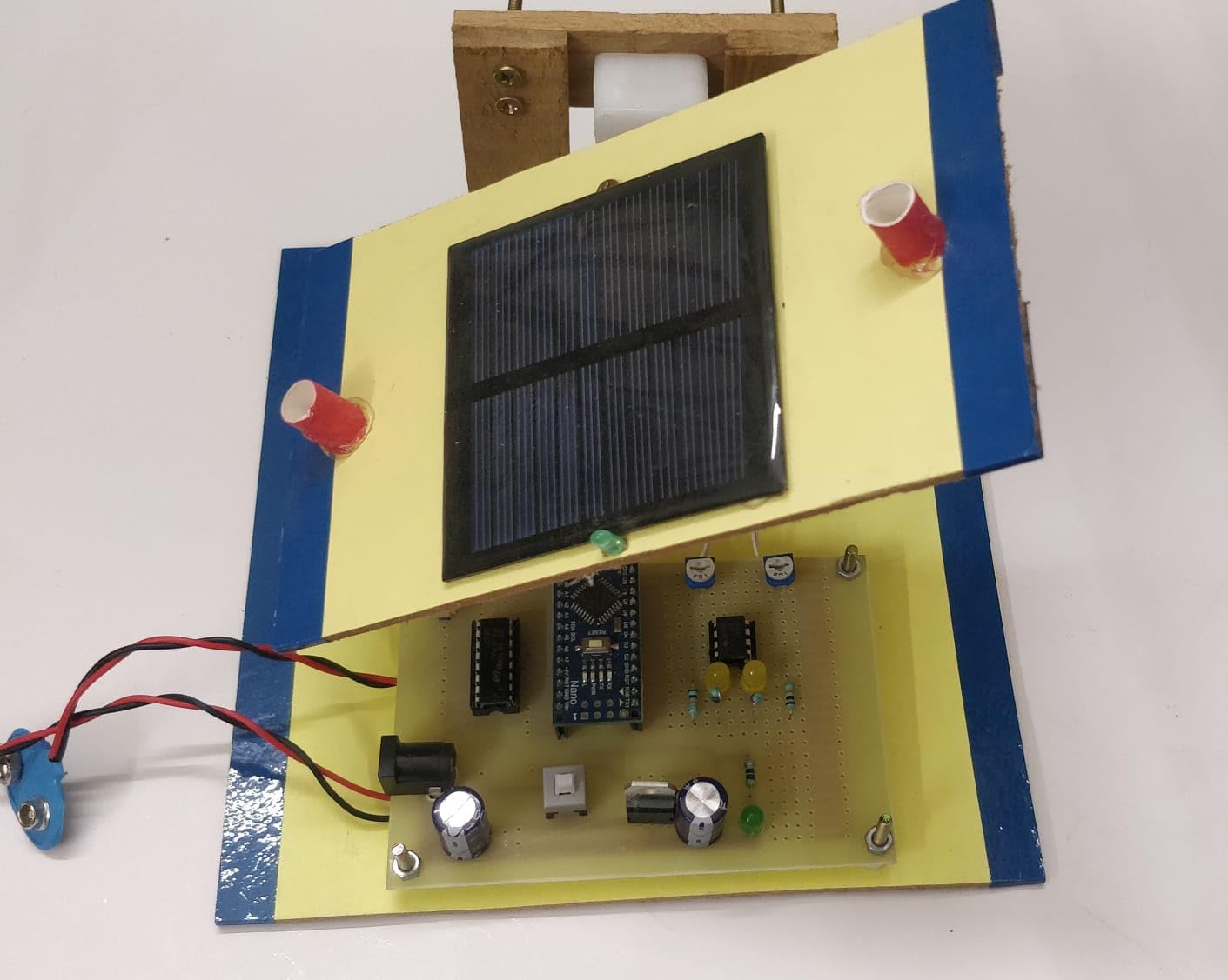 Single Axis Solar Tracker Using microcontroller - School/College Project