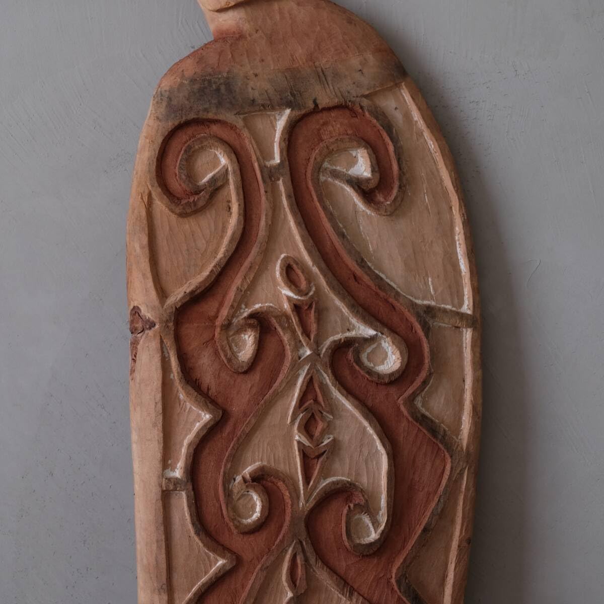 Amazon.co.jp: 02960インドネシアパプア州アスマット族木彫盾B