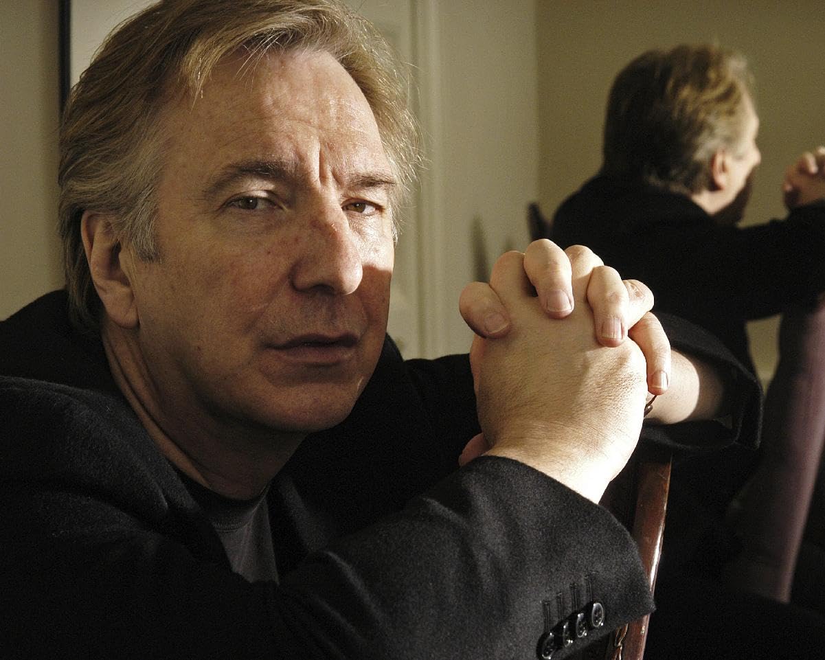 Worldphotographs Alan Rickman Photoshoot 10X8 Photo