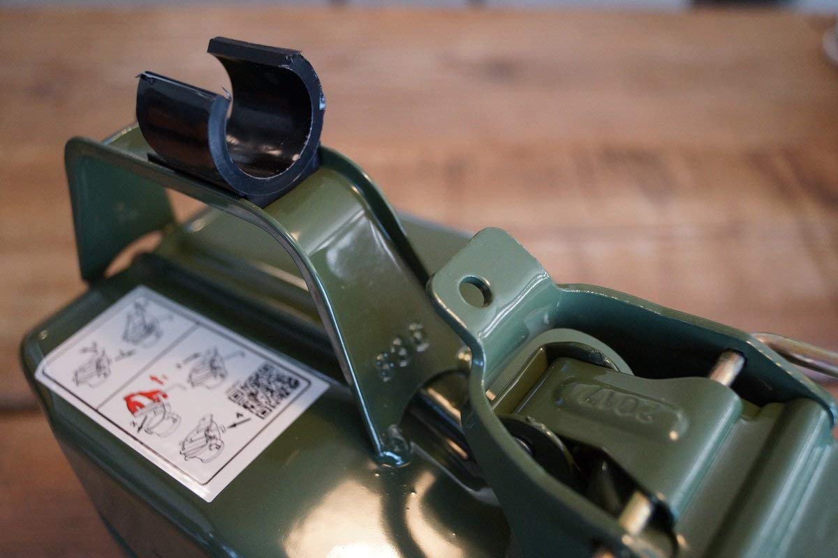 Amazon | VALPRO社 NATO軍ジェリカン 5L スパウトセット カラー
