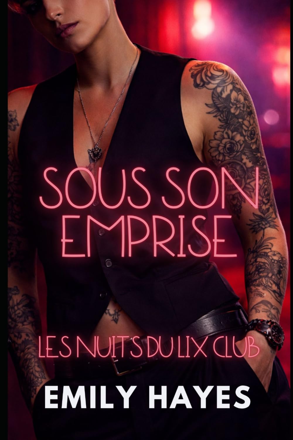 Sous son emprise: Une romance lesbienne/sapphique brûlante avec age gap, butch/femme et tension dominante (Les Nuits du LIX Club)