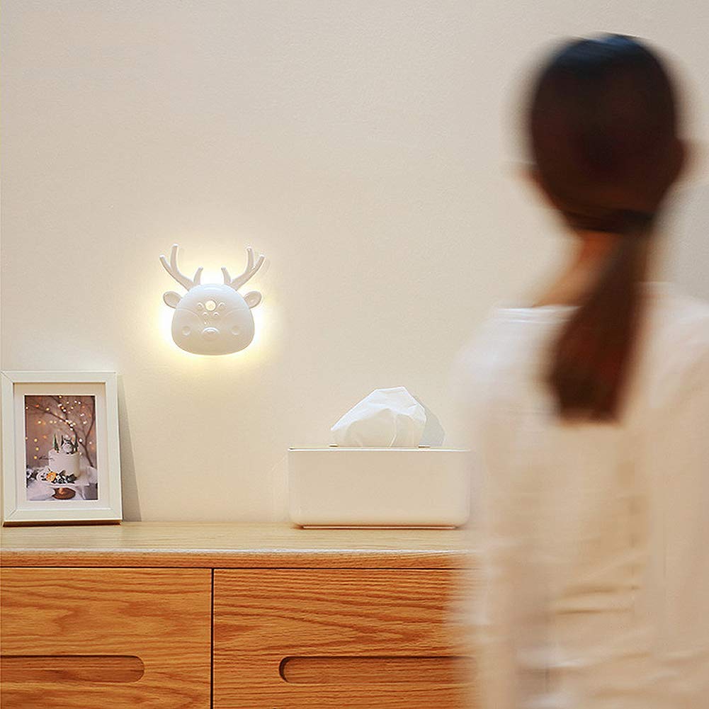 Lampada Ricaricabile a Luce Notturna da Parete per Cervi Bianchi con sensore di Movimento per la Camera da Letto dei Bambini Armadio (Luce Bianca Fredda)
