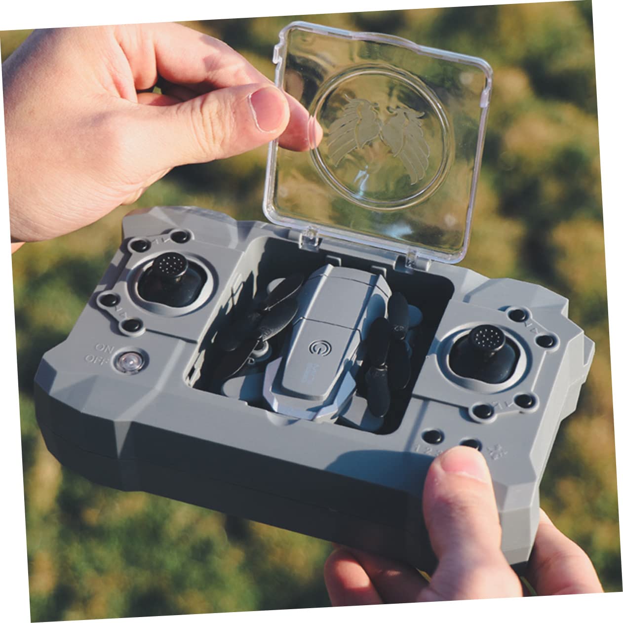 Toyvian Mini Drone Telecamera 4k Pieghevole, Quadricottero Rc Mantenimento Quota, Bracci Richiudibili, Stabile, per Selfie e Riprese Aeree