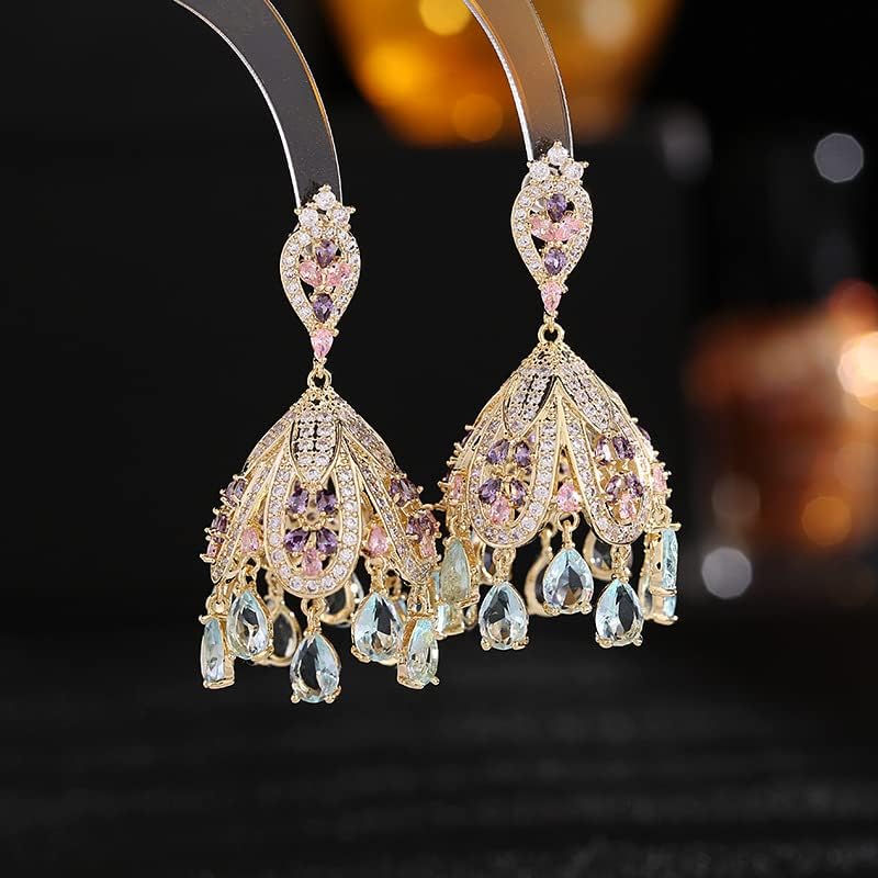 Elegant French Court Style Moissanite Chandelier Earrings in 14K Gold ，Exquisite Wind Chime Inspired Design ，Ideal for Daily Wear
