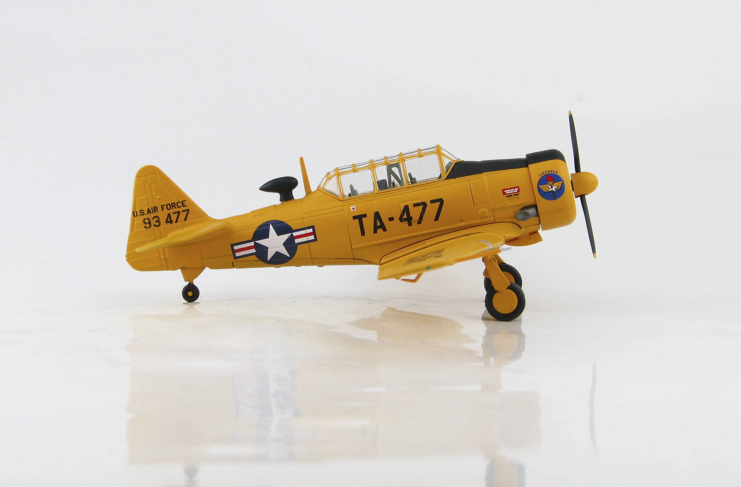 Amazon.co.jp: HOBBY MASTER 1/72 Complete American T-6G Texan 49