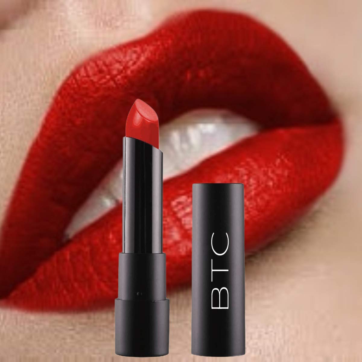 Pintalabios de satén de alta calidad "Red Carpet Ready" de The Clique, color rojo oscuro