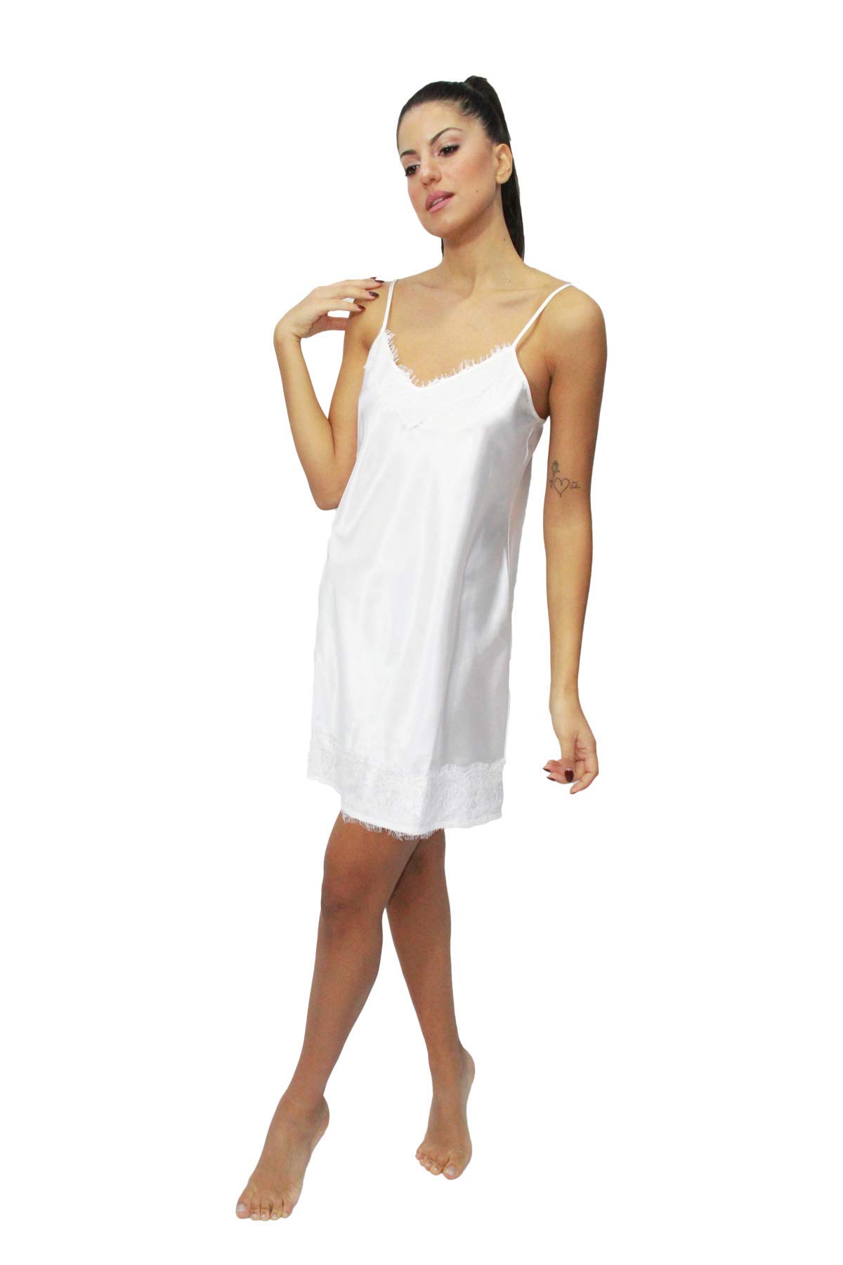 AMADINE camicina corta in raso con pizzo in tinta 4