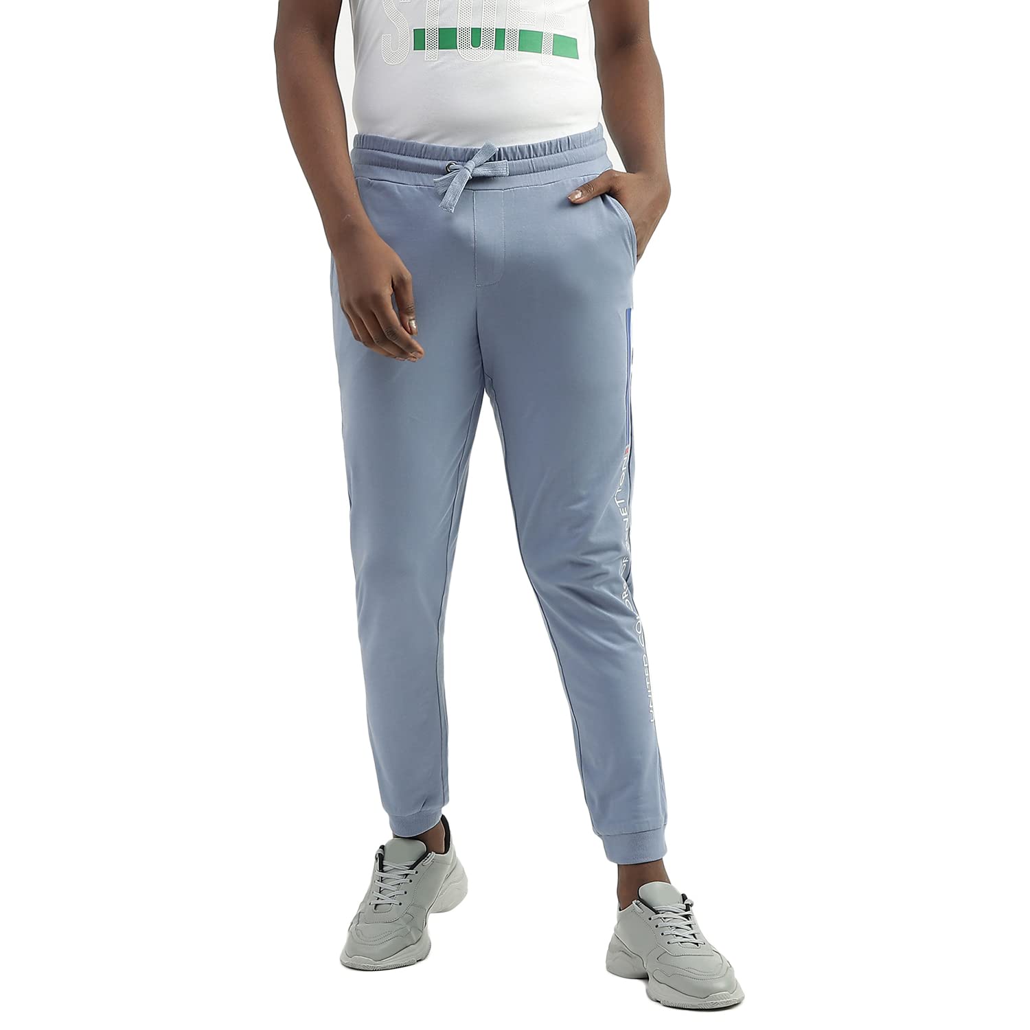 United Colors of Benetton Men's Slim Fit Mid Rise Track Pant