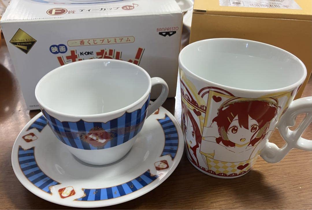 【新品】K-ON けいおんマグカップ　2種　7個 Amazon.co.jp: けいおん ティーカップ マグカップ : ホーム＆キッチン