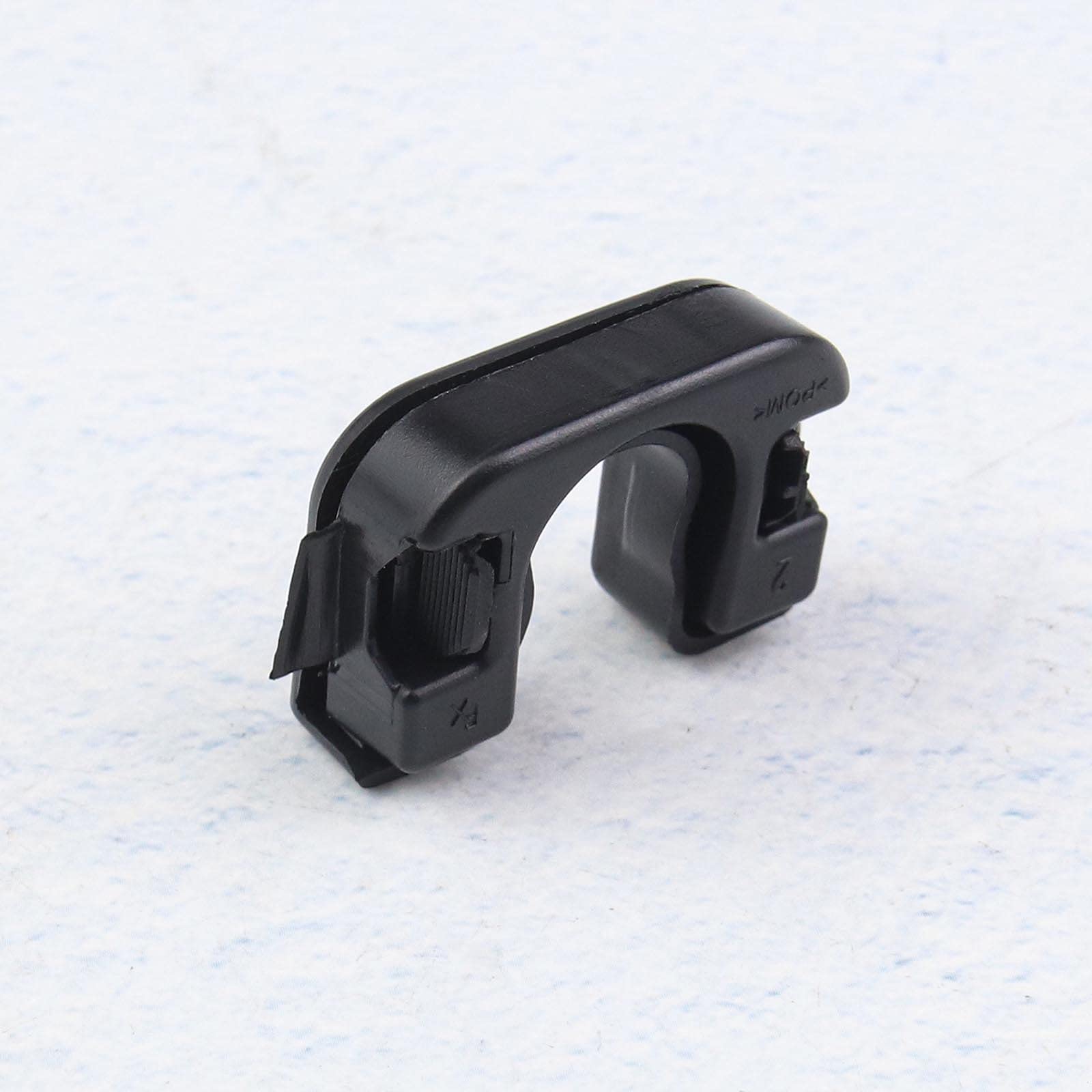 Rear Shelf Clips - Ford Fiesta Focus Peugeot Citroen -7