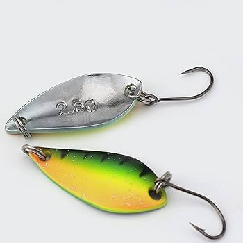 スプーンルアーセット 130個 以上！ケース付き。 スプーンルアーセット 130個 以上！ケース付き。