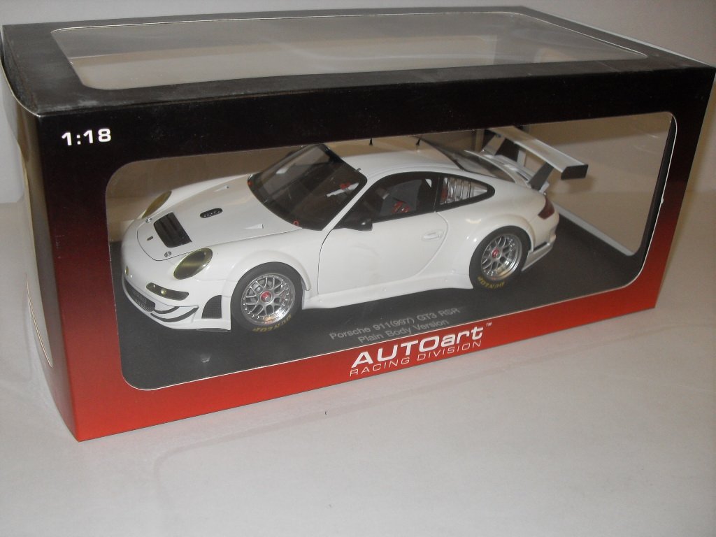 Amazon | AUTOart 1/18 ポルシェ 911(997)GT3 RSR '09 プレーンボディ