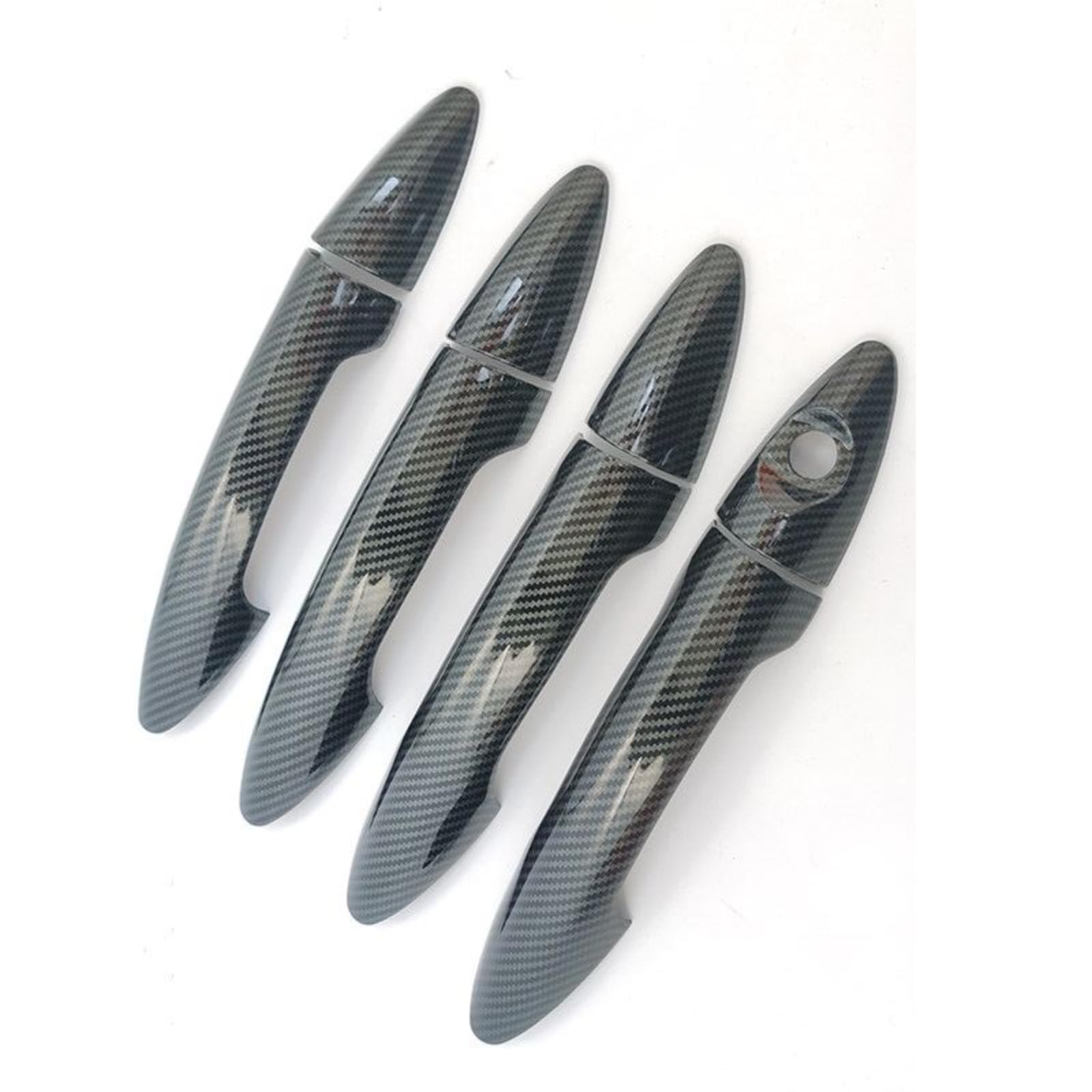 Accessoires de style Kia Rio 3 look carbone pour rajeunir votre carrosserie