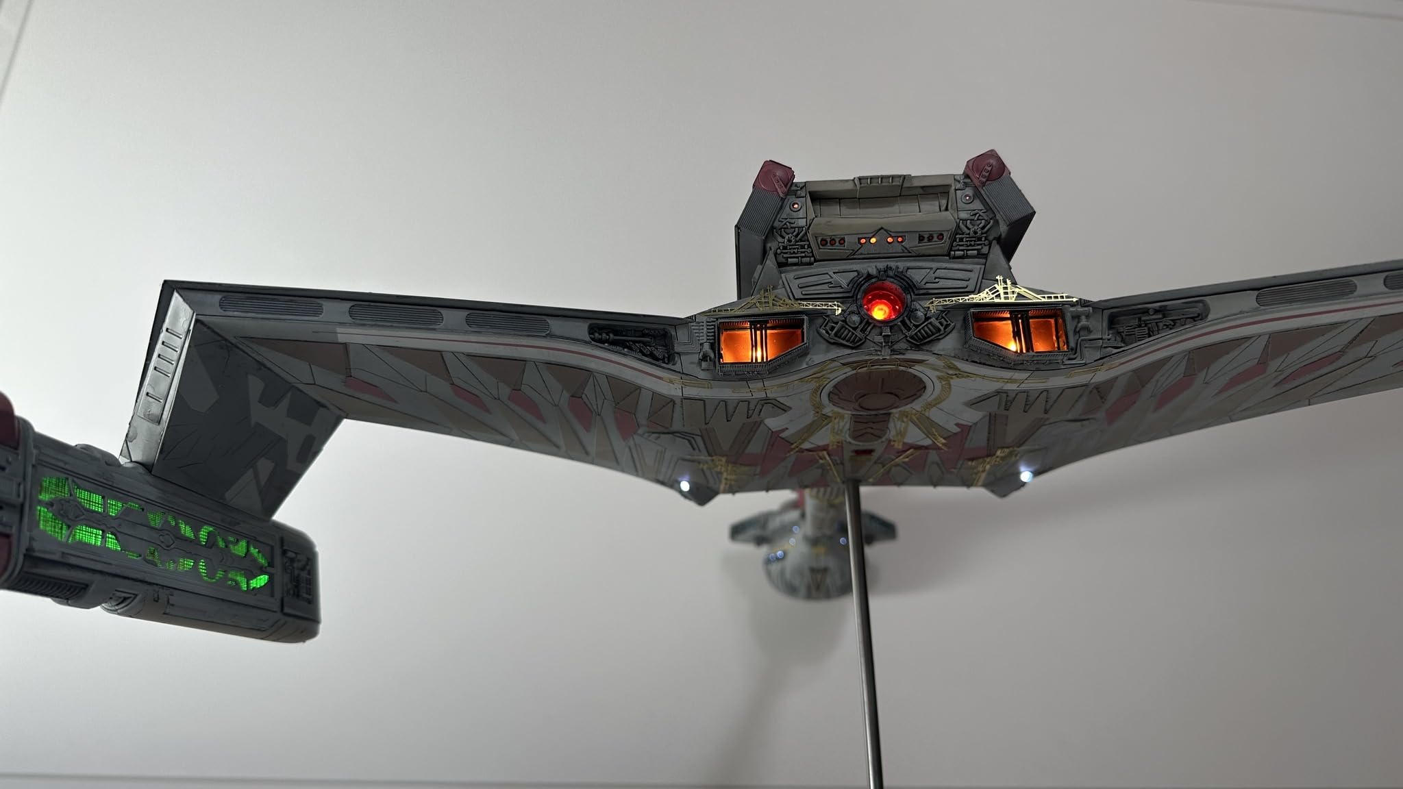 Polar Lights Star Trek 6: The Undiscovered Country Klingon Kronos One - Kit de modelo a escala 1:350