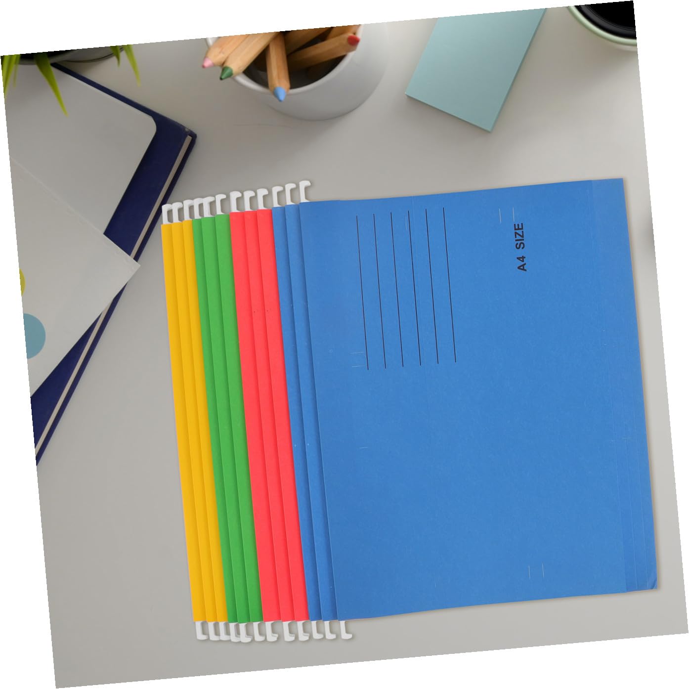 Lurrose 12 Stück Hängemappen A4 mit Metallclips Stabile Papierausführung für Dokumentenaufbewahrung Büro und Reise Leicht zu Sortieren