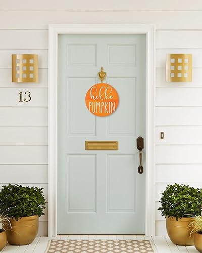 Miniatura 3 de Letrero de bienvenida de temporada para puerta delantera, con texto en inglés "Hello Pumpkin Orange Fall Action", coronas redondas de madera para