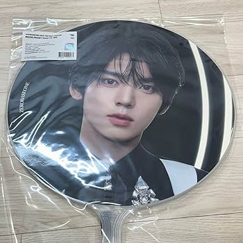 ユンギ うちわ BTS 防弾少年団 ゆんぎ ユンギ suga うちわ - メルカリ