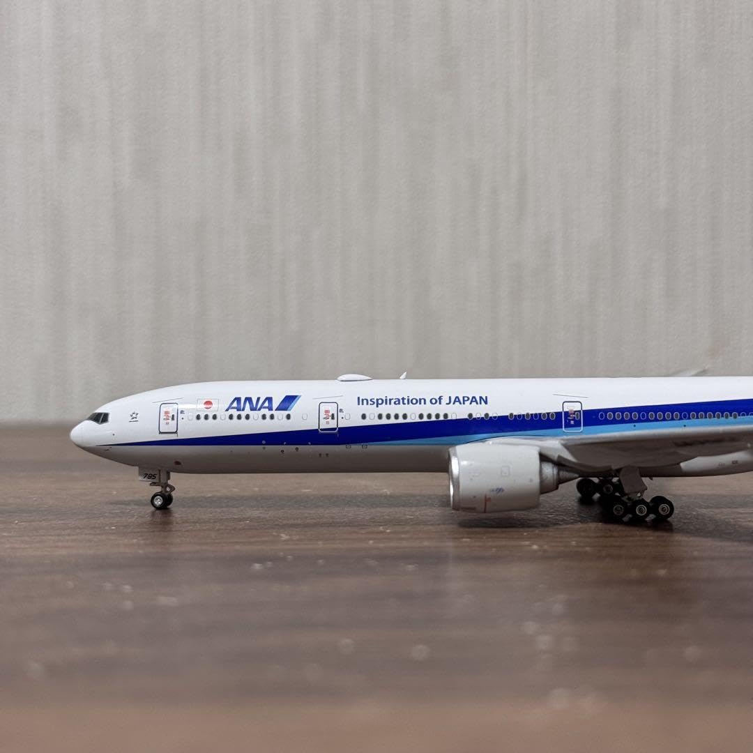 Phoenix ANA B777-300ER JA795A 1/400 新品 Phoenix ANA Boeing B777-300ER JA795A 1/400 PH4621 - Model