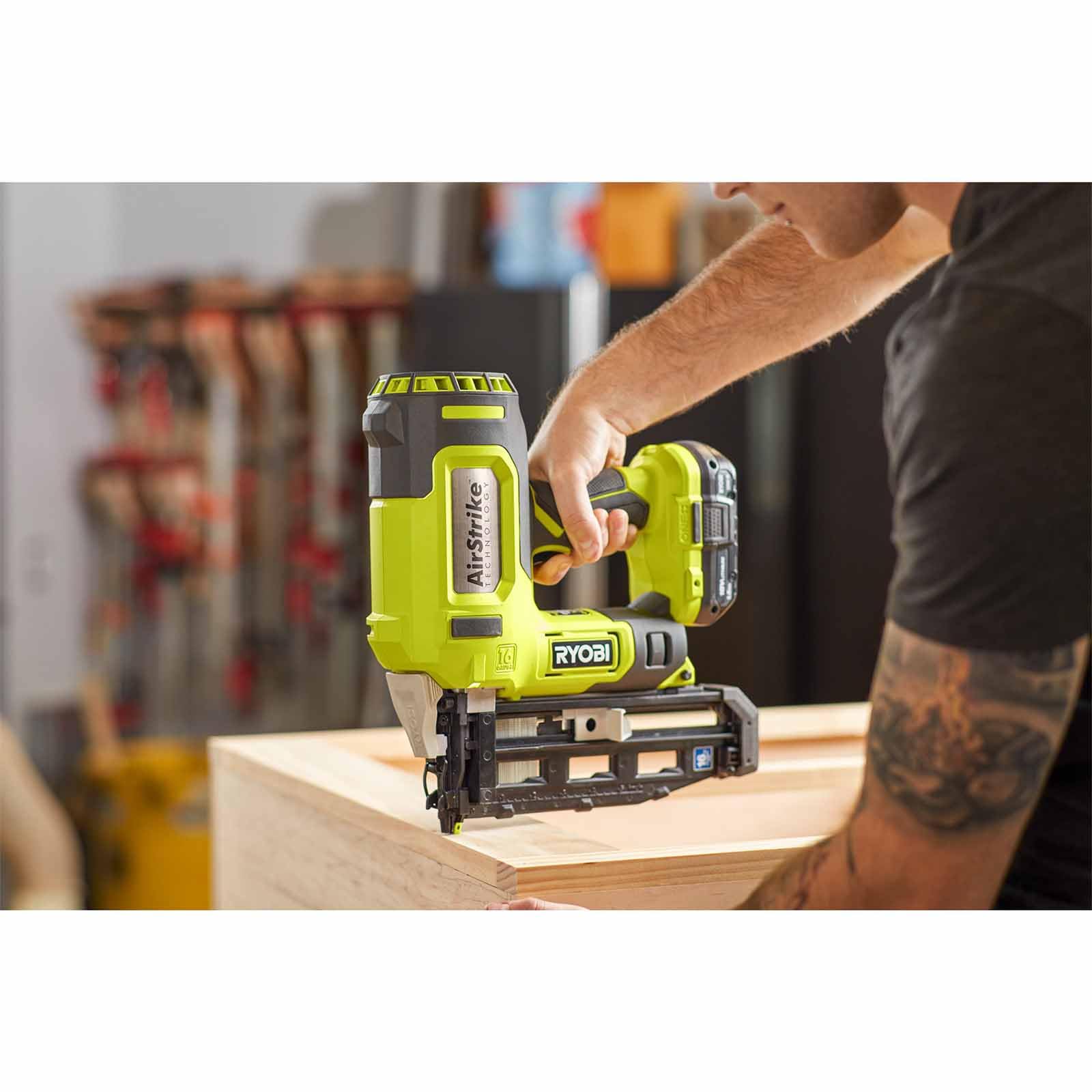 RYOBI 18 V ONE+ Brushless Akku-Nagler R16GN18-0 1,6 mm 19-64 mm 100 St. AirStrike