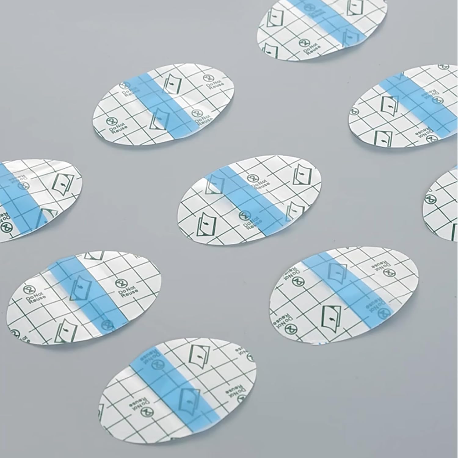 200pcs Transparent Stretch Adhesive Bandage Waterproof Bandage, Ellipse Transparent Film Dressing Tapes for Swimming Shower (1.7 * 2.6 Inch) - Image 3