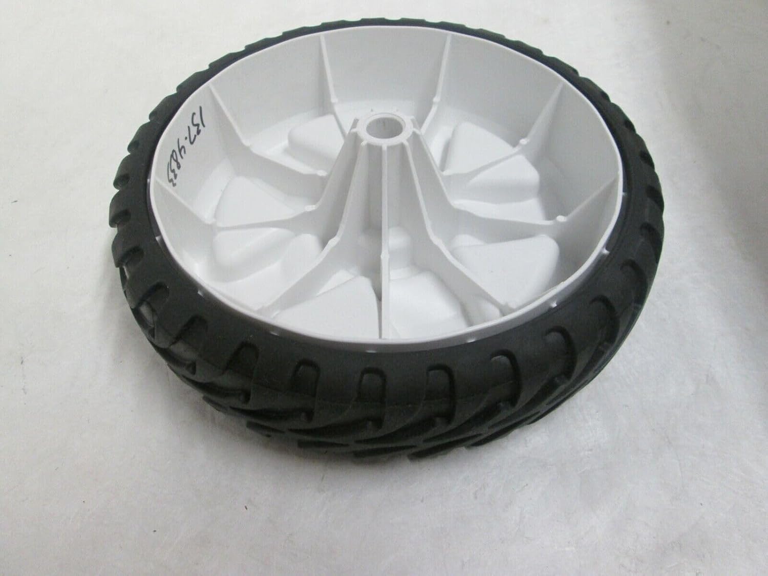 Toro Part # 137-4833 Wheel; 22" Recycler Non Geared Wheel