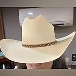 Review Image by Leah R. Leah R.