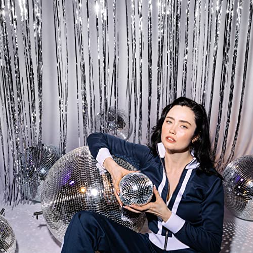 Image of 5 Pack Silver Fringe Backdrop 3.2ft x 8.2ft Silver Foil Fringe Curtains Party Tinsel Curtain Backdrop Streamers for Birthday Party Decoration Wedding Christmas Decoration (Silver)