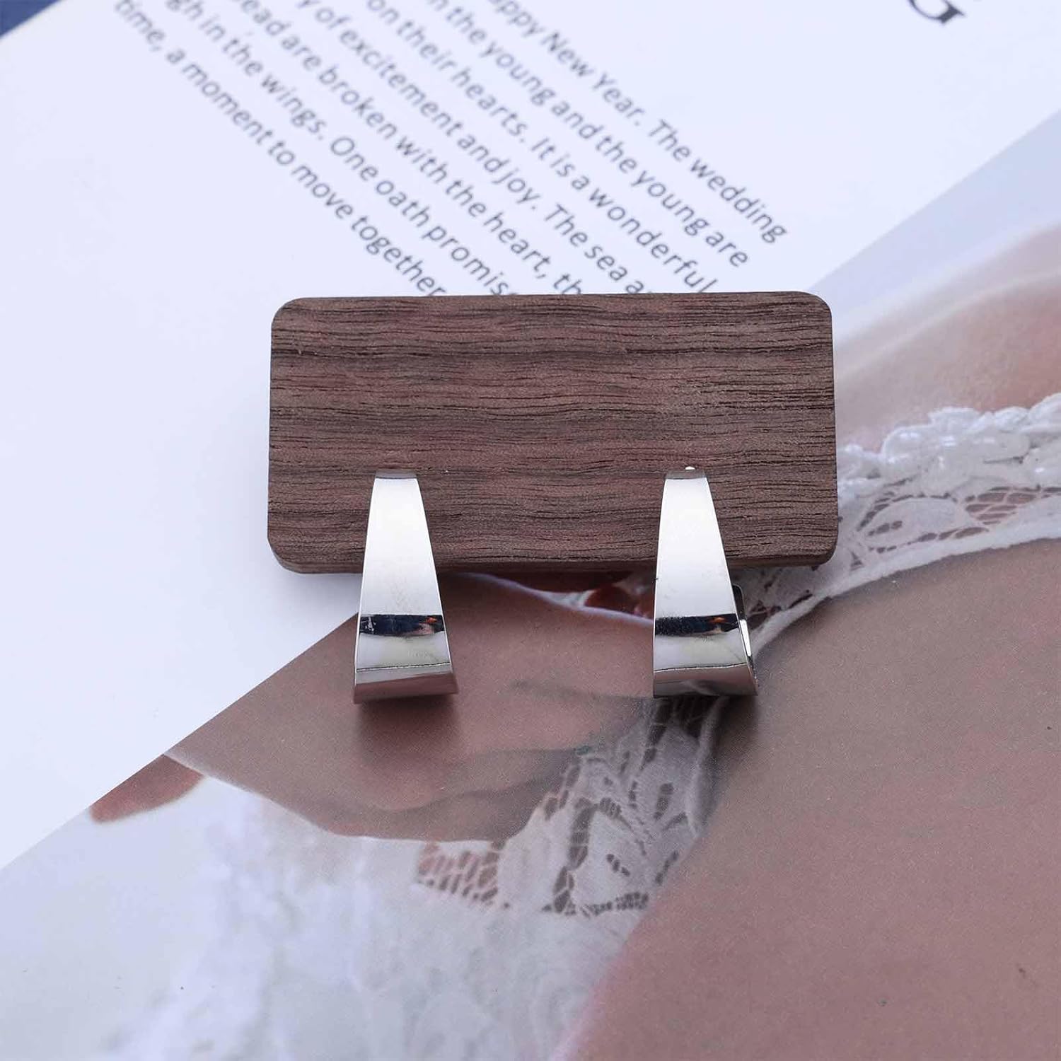 Punk Chunky Hoop Stud Earrings Gold Circle Hoop Earrings Wide C Shape Earrings Thick Dome hoop Earrings Exaggerated Geometric Earrings Jewelry for Women - Image 6