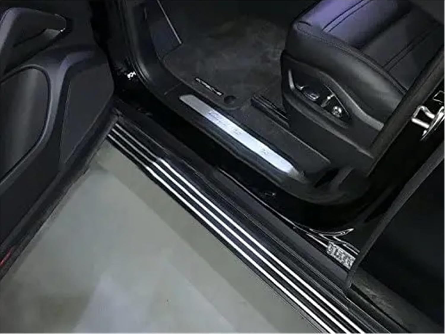 2Pcs Car Side Running Boards Compatible for Chevrolet Traverse 2018-2023 Side Step Bar Running Board
