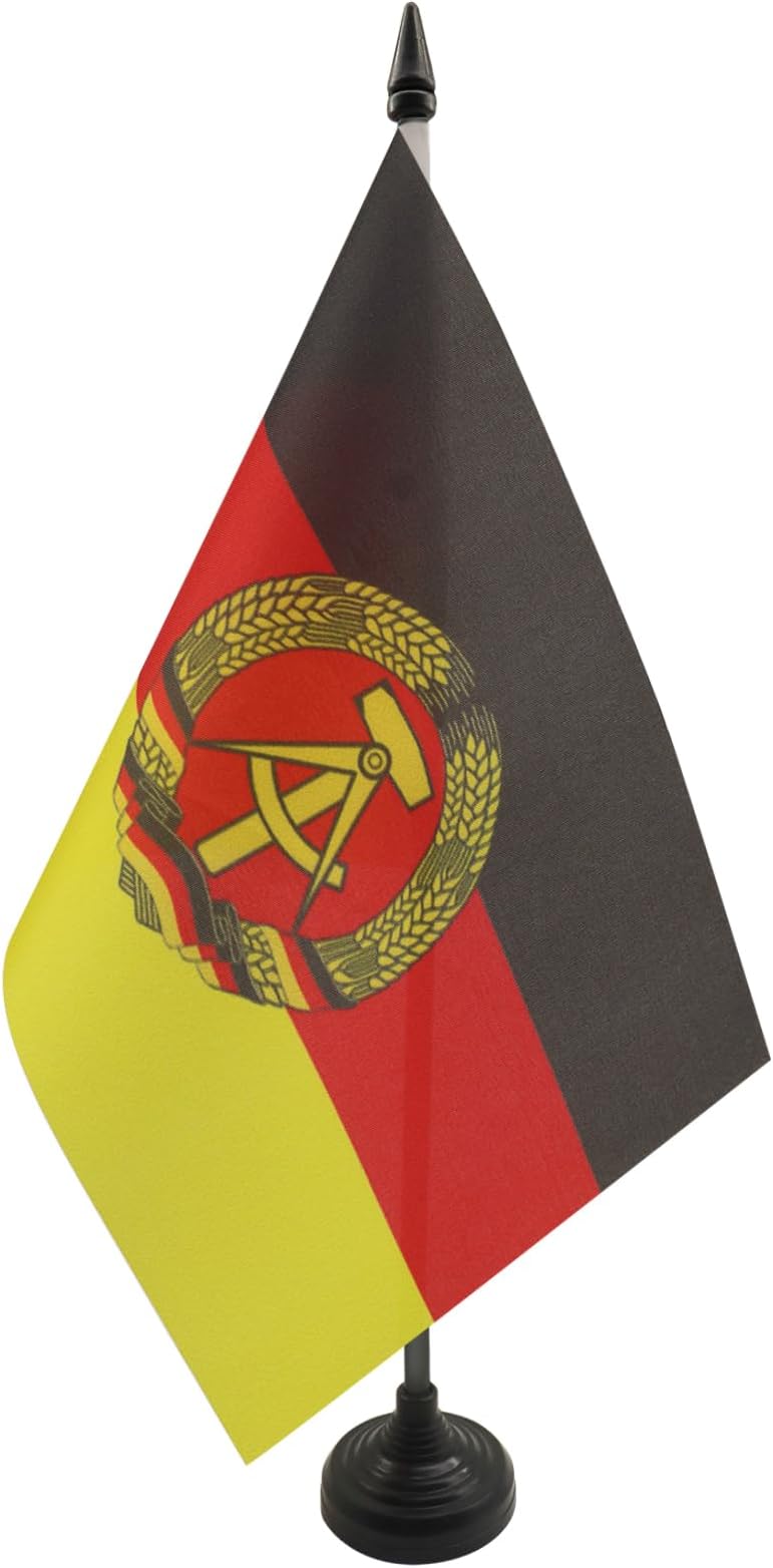 AZ FLAG Table Flag German Democratic Republic 21 x 14 cm - DDR Table Flag 14 x 21 cm