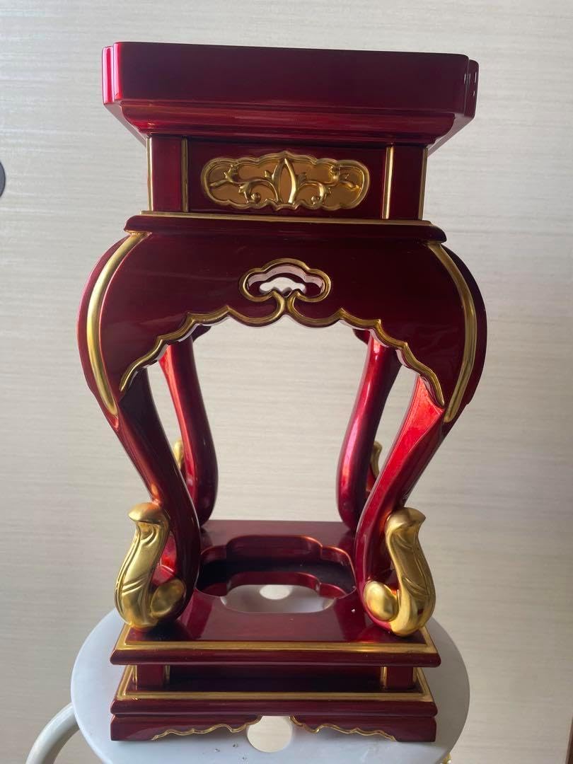 中央香台 : 高さ40cm、天板20cm角 中央香台 : 高さ40cm、天板20cm角 中央香台 中央香台 :