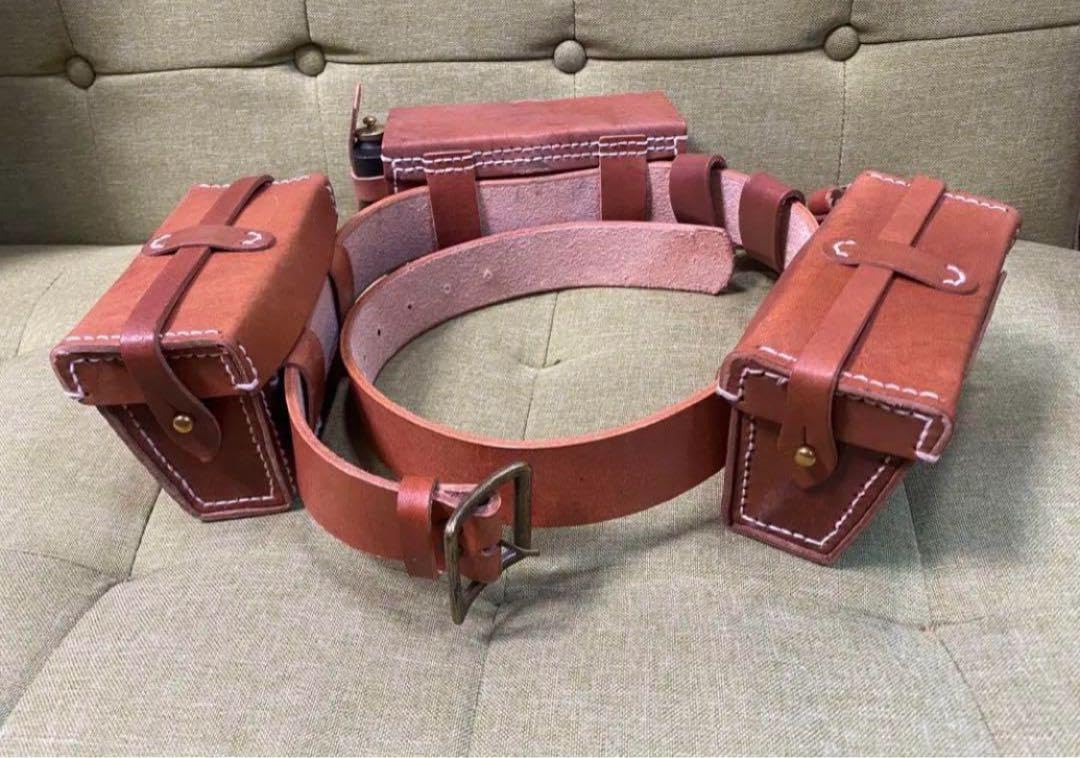 Amazon.co.jp: オイル缶付日本陸軍弾薬盒,剣刺,帯革海軍陸戦隊兵士個人 