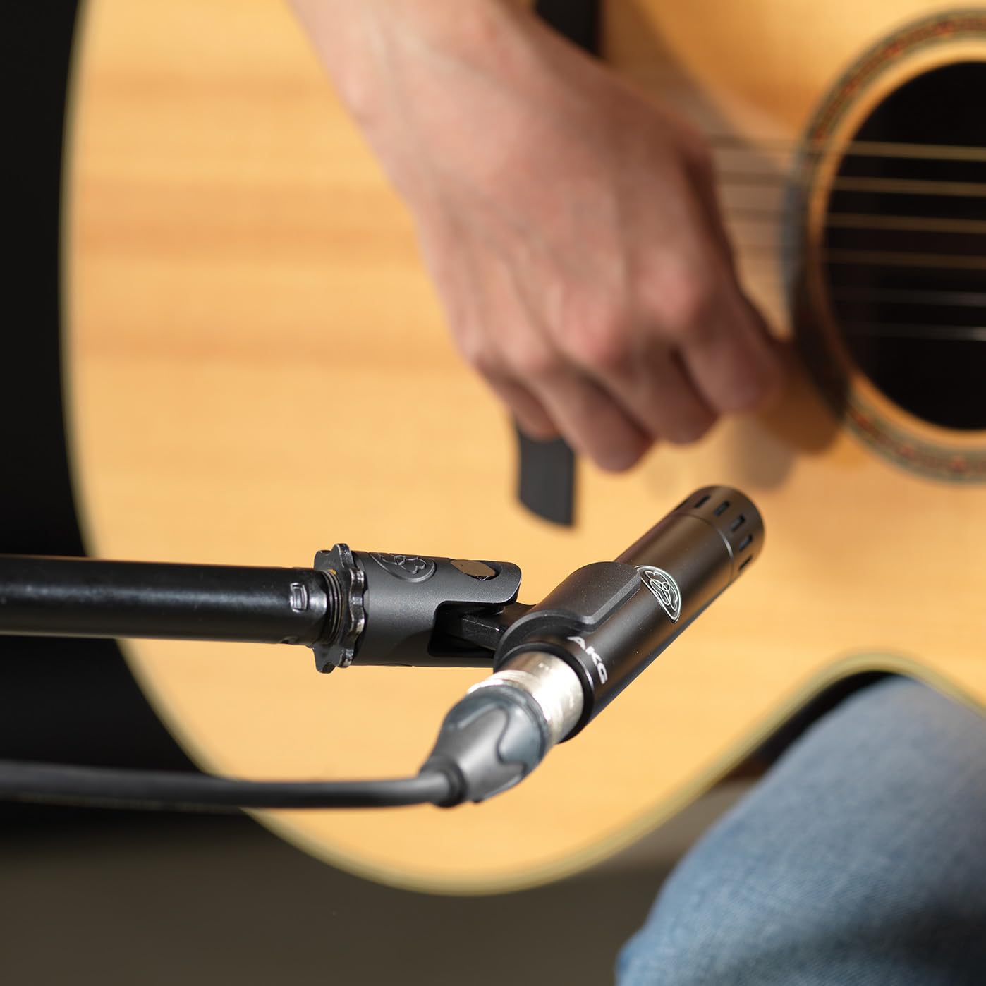 AKG C-Series C151