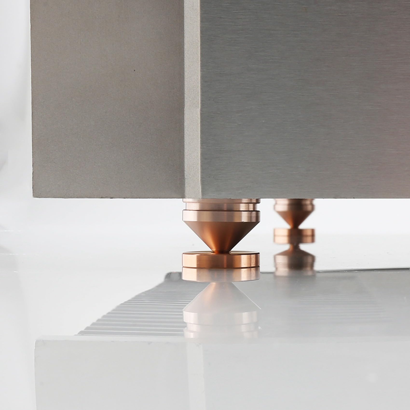 Bloepum 24 Set Speaker Stand Feet Foot Pad Aluminium Alloy Metal Spikes Cone Floor Foot Nail Silver