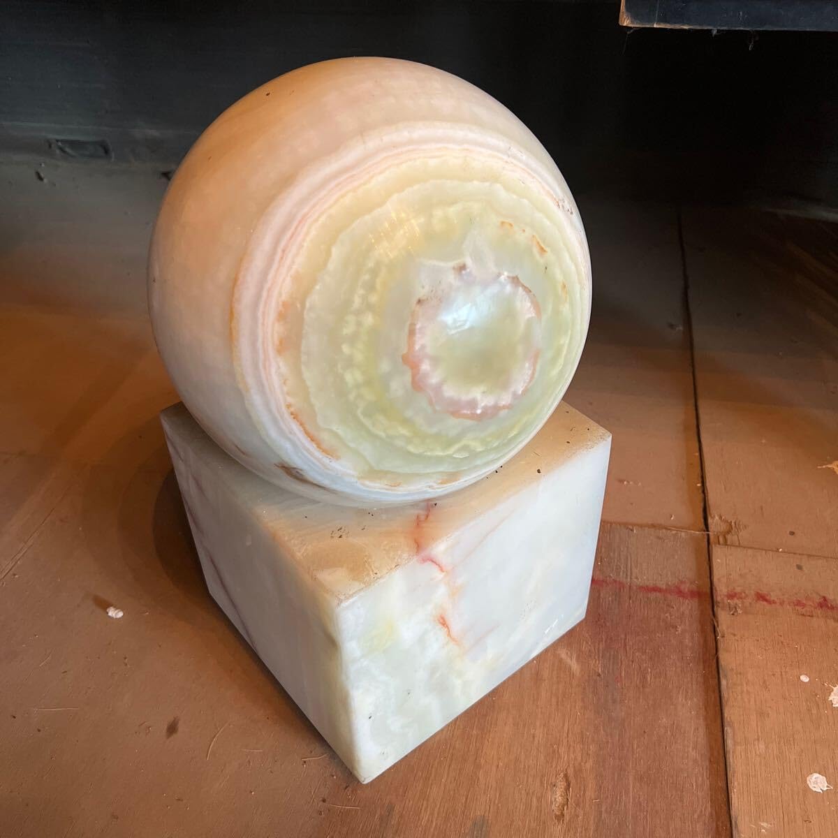 Amazon.co.jp: 千葉 鑑賞石 天然石 丸玉 パワーストーン 大理石