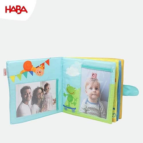 Miniatura 5 de HABA My First Photo Album  Libro de tela suave para bebé, álbum de bebé para (8) fotos de 4 x 6 pulgadas, juguetes sensoriales para bebés, libros de
