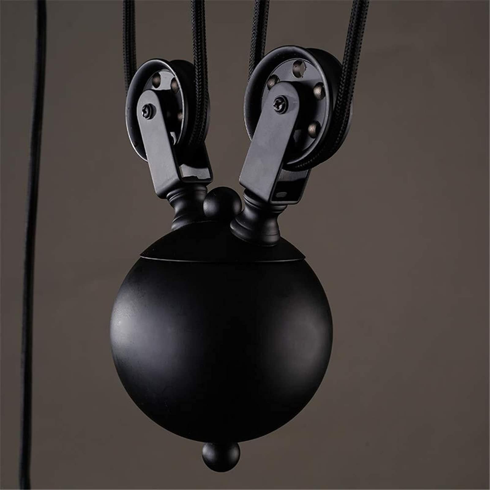 Lampada a sospensione da soffitto in stile loft, stile industriale retrò, con puleggia e palla pesante, finitura nera cotta, ferro battuto, 3 teste, design di sollevamento, E27