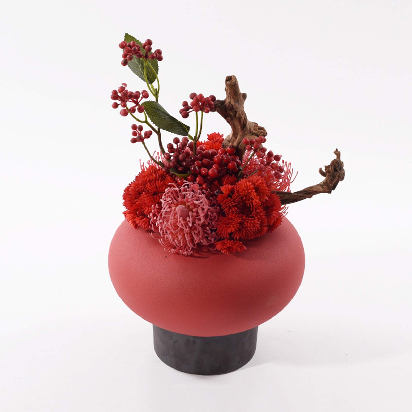 Disposizione Floreale di Fiori Rossi Secco nel Vaso dell'elemento di Peperoncino, Fiori Finti di Seta Si combinano con Bacche Artificiali per la Decorazione per uffici Domestici Esterni per