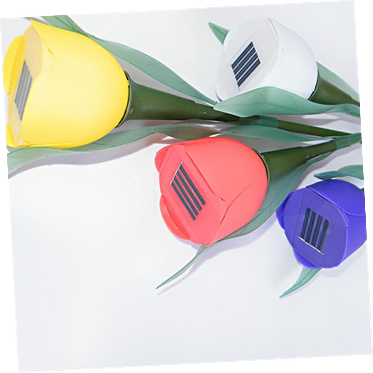 Gogogmee 2-Pack Solar Tulip Garden Lights Decorative Outdoor Led Landscape Lamps Waterproof Patio Lights Solar-Powered for Yard Pathway Garden Step Random